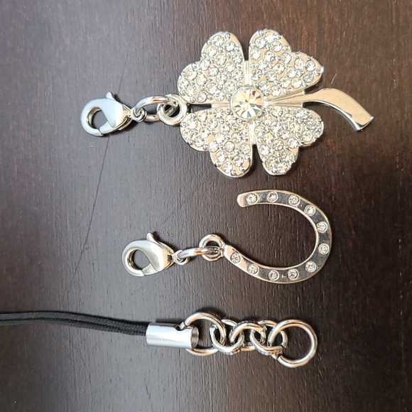 Lucky charms: Horseshoe and 4 leaf clover with crystals - Picture 2 of 15